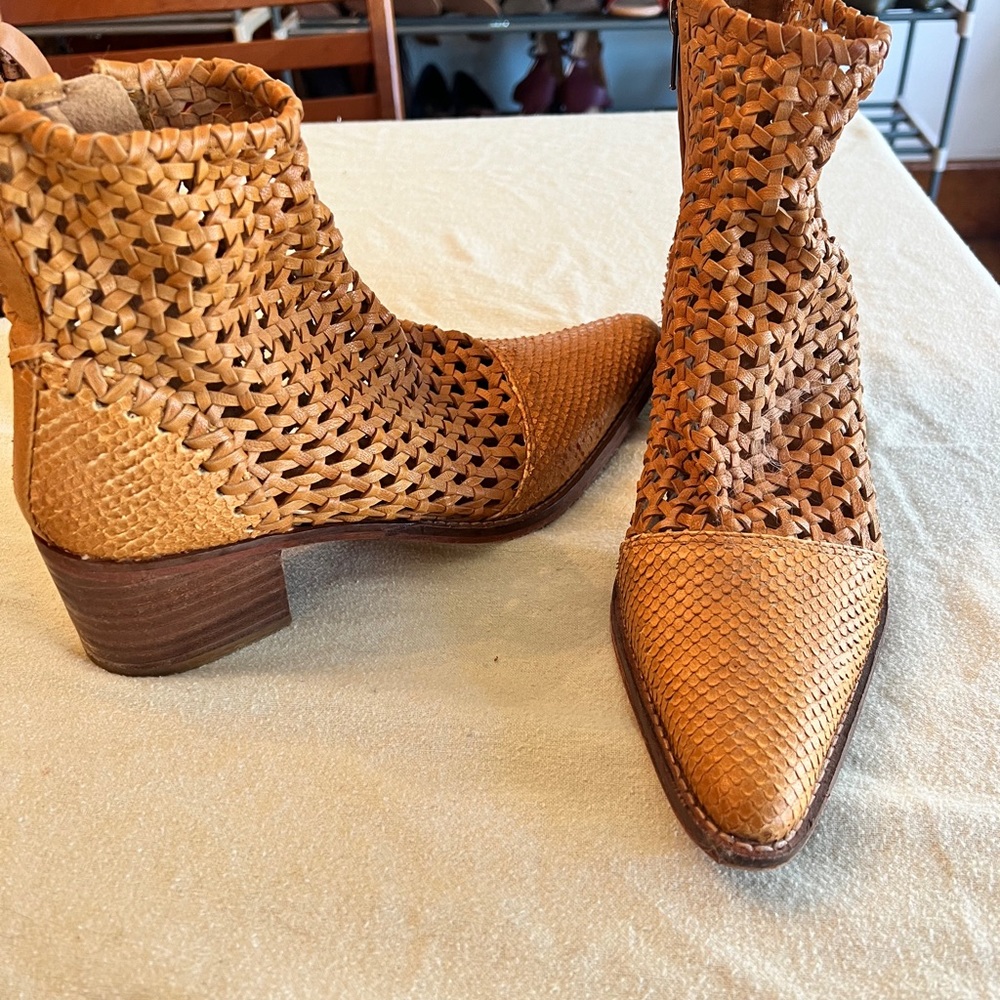 Free People booties 8.5